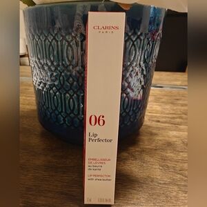 Clarins Lip Perfector 06